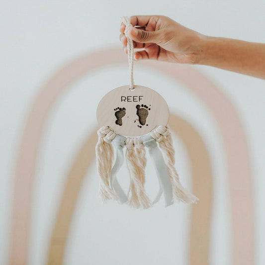 personalized baby footprints sign | footprints ornament | footprint keepsake | engraved macrame sign | gift for mom