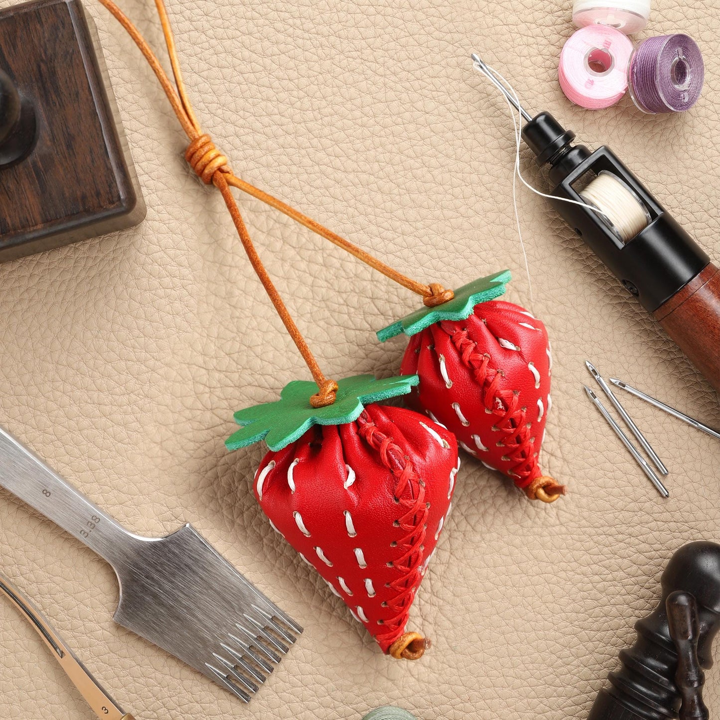 Bag Charm Strawberry Genuine Leather Handmade Keychain Purse Charms 3D Red Fruit Handbag Car Hanging Birthday Gift For Her