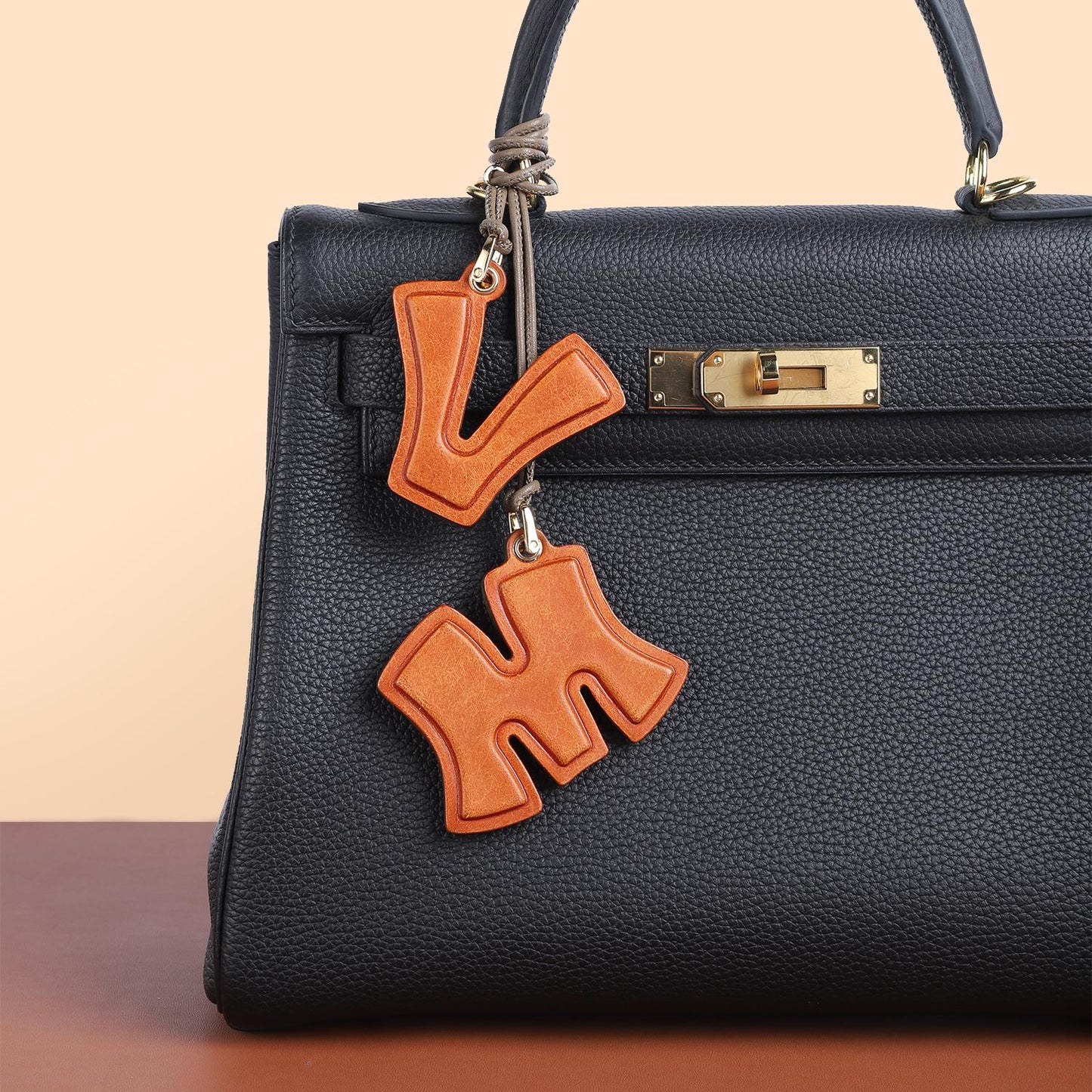 Genuine Leather Bag Charm Initial Keyring Alphabet Pendant Name Letter Keychain Car Hanging Accessories Handcrafted Gifts For Her/Him A-Z